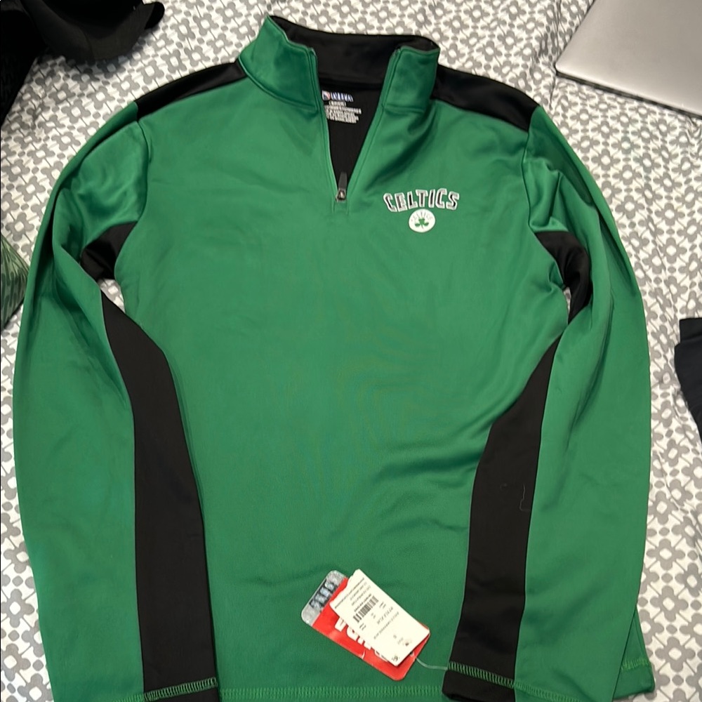 NBA Green and Black Sweatshirt with Athletic Design